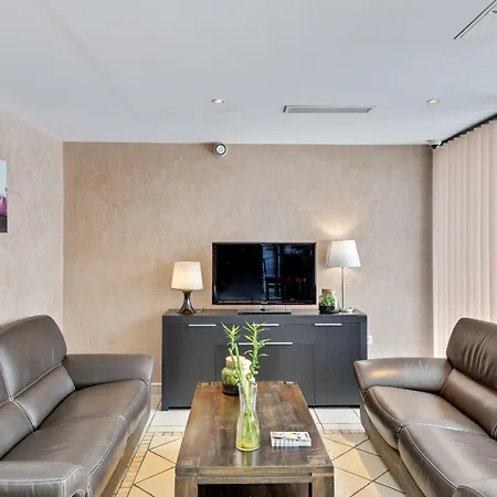 Restaurant Paris Pacific Paris-villejuif- Pres Du Metro L'hay Les Roses Ligne 14 - Direct Paris-aeroport Orly Et Institut Gustave Roussy 3* Villejuif