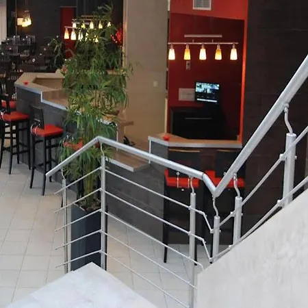 Hotel Paris Pacific Paris-villejuif- Pres Du Metro L'hay Les Roses Ligne 14 - Direct Paris-aeroport Orly Et Institut Gustave Roussi Villejuif