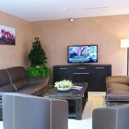 Restaurant Paris Pacific Paris-villejuif- Pres Du Metro L'hay Les Roses Ligne 14 - Direct Paris-aeroport Orly Et Institut Gustave Roussy Hotel Villejuif