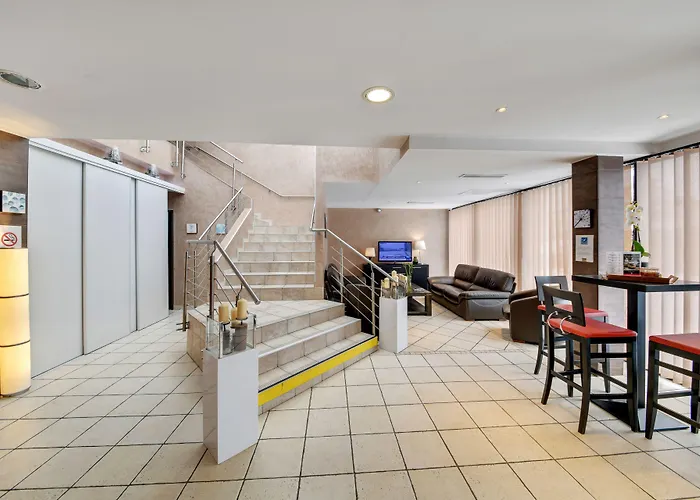 Restaurant Paris Pacific Paris-villejuif- Pres Du Metro L'hay Les Roses Ligne 14 - Direct Paris-aeroport Orly Et Institut Gustave Roussy 3* Villejuif