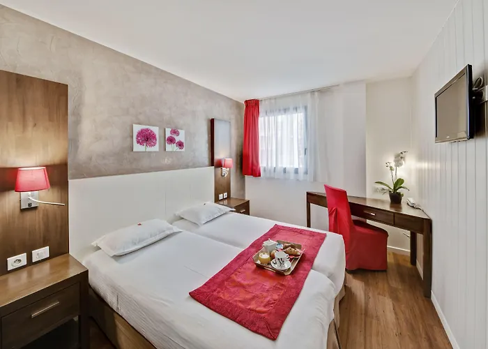 Restaurant Paris Pacific Paris-villejuif- Pres Du Metro L'hay Les Roses Ligne 14 - Direct Paris-aeroport Orly Et Institut Gustave Roussy Hotel Villejuif