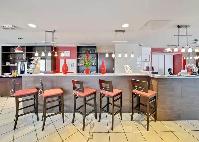 Restaurant Paris Pacific Paris-villejuif- Pres Du Metro L'hay Les Roses Ligne 14 - Direct Paris-aeroport Orly Et Institut Gustave Roussy 3*