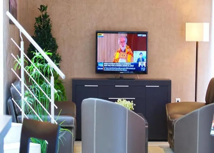 Restaurant Paris Pacific Paris-villejuif- Pres Du Metro L'hay Les Roses Ligne 14 - Direct Paris-aeroport Orly Et Institut Gustave Roussy