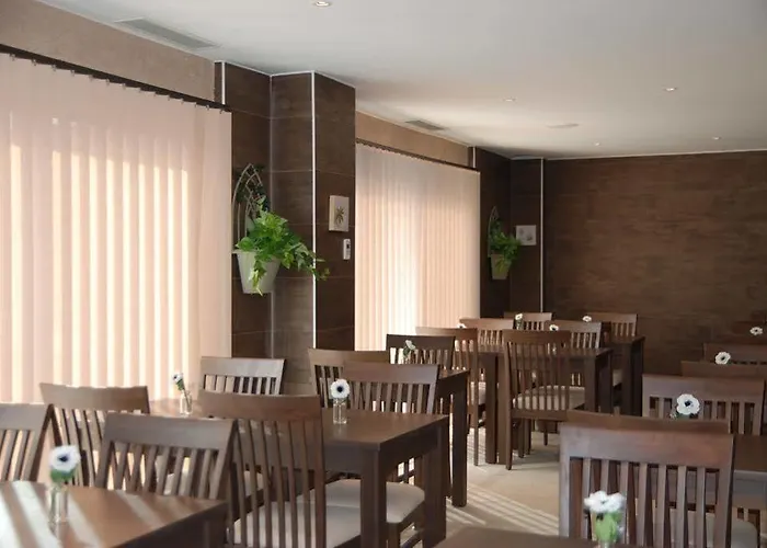 Restaurant Paris Pacific Paris-villejuif- Pres Du Metro L'hay Les Roses Ligne 14 - Direct Paris-aeroport Orly Et Institut Gustave Roussy 3* Villejuif