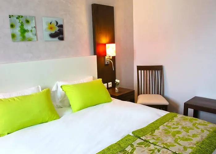 Restaurant Paris Pacific Paris-villejuif- Pres Du Metro L'hay Les Roses Ligne 14 - Direct Paris-aeroport Orly Et Institut Gustave Roussy Villejuif