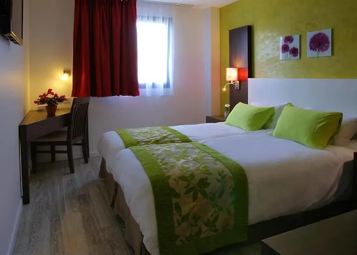 Hotel Restaurant Paris Pacific Paris-villejuif- Pres Du Metro L'hay Les Roses Ligne 14 - Direct Paris-aeroport Orly Et Institut Gustave Roussy 3*